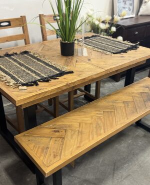Tulsa Medium Extending Table & 4 Chairs