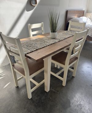 Newport Small Extending Dining Table & 4 Chairs