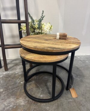 Urban Mango Nest of 2 Small Coffee Tables
