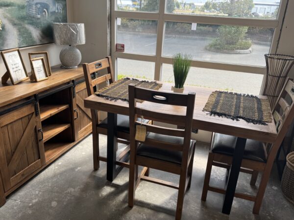 Brooklyn Small 135/90cm Fixed Top Table Set in Cashew