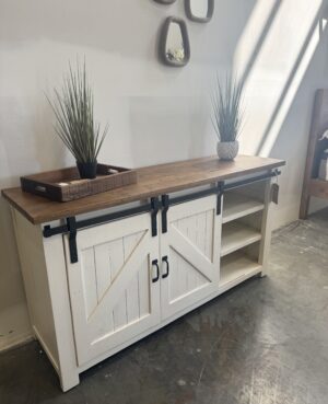 Barnyard 2 Door Sideboard in White Two Tone