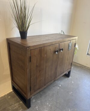 Brooklyn Small 2 Door Sideboard in Cashew