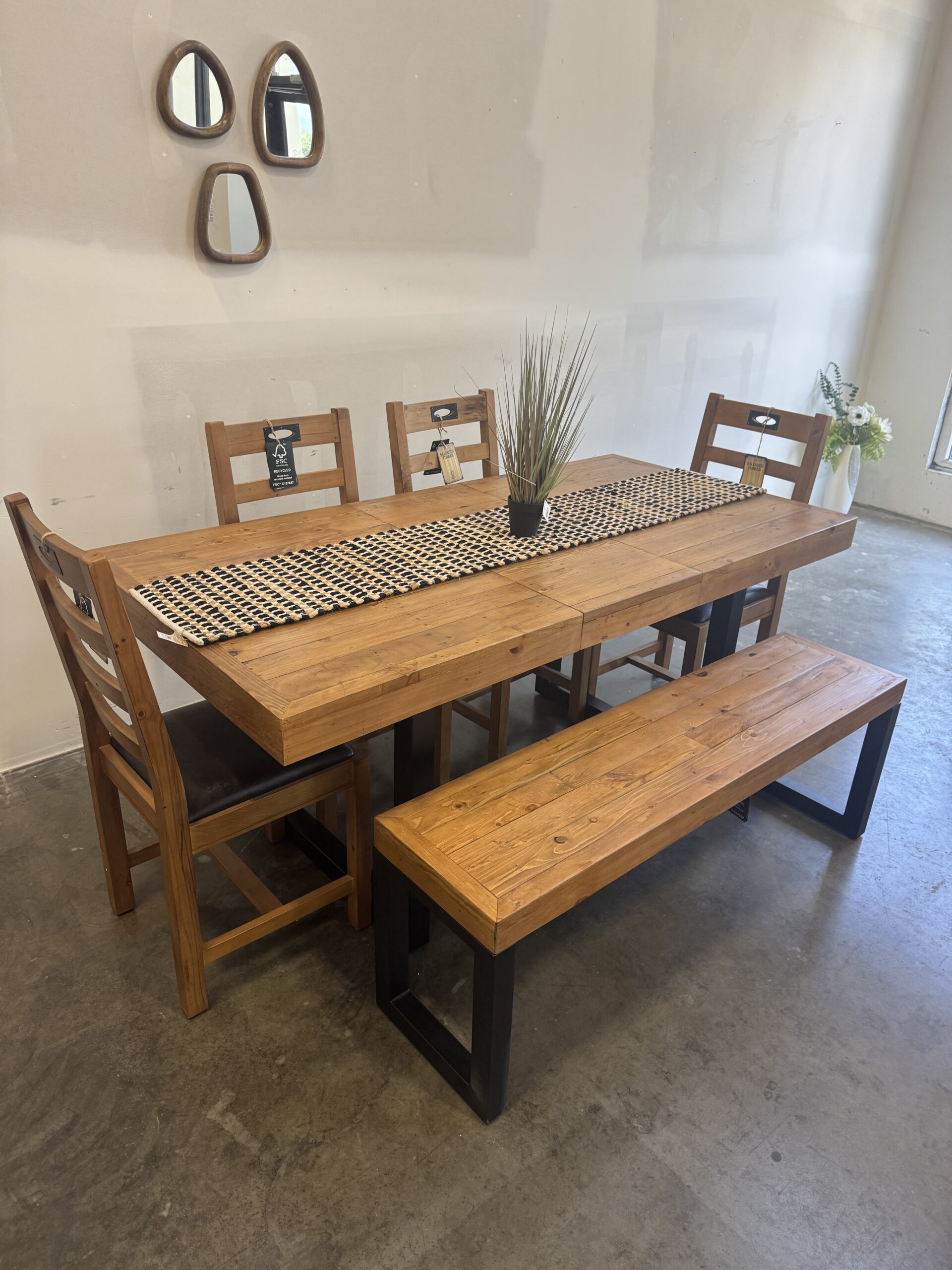 Brooklyn Small 140/180cm Extending Table & Flea Market Wood Seat Chair Set in Rustic Natural