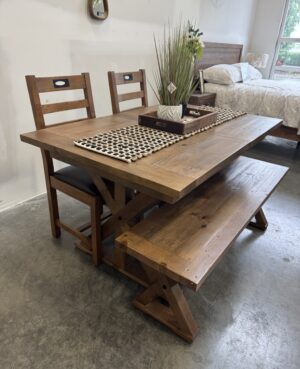 Bavaria Small 140/180cm Extending Dining Table in Cashew